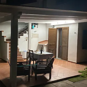 https://la-casetta-di-su.in-sardinia.net